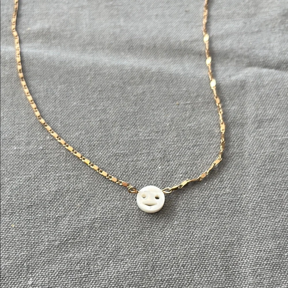 Elegant Gold and Cream Jewelry Set